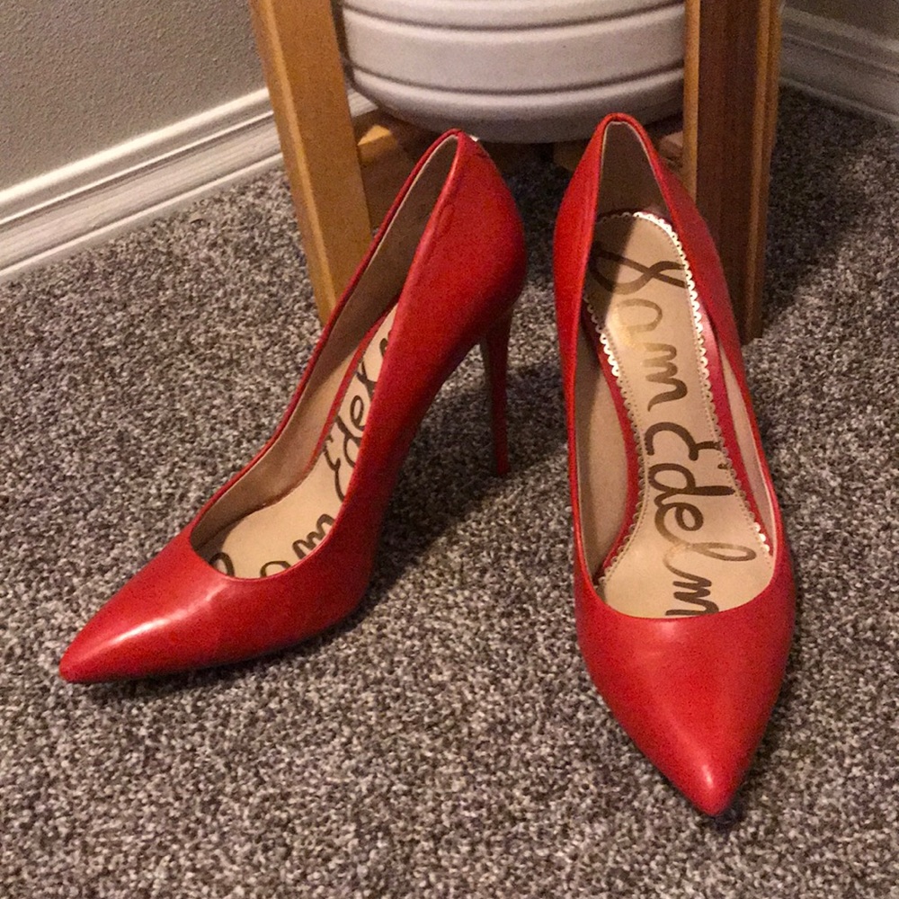 Same Edelman Danna Red Pump / Heels